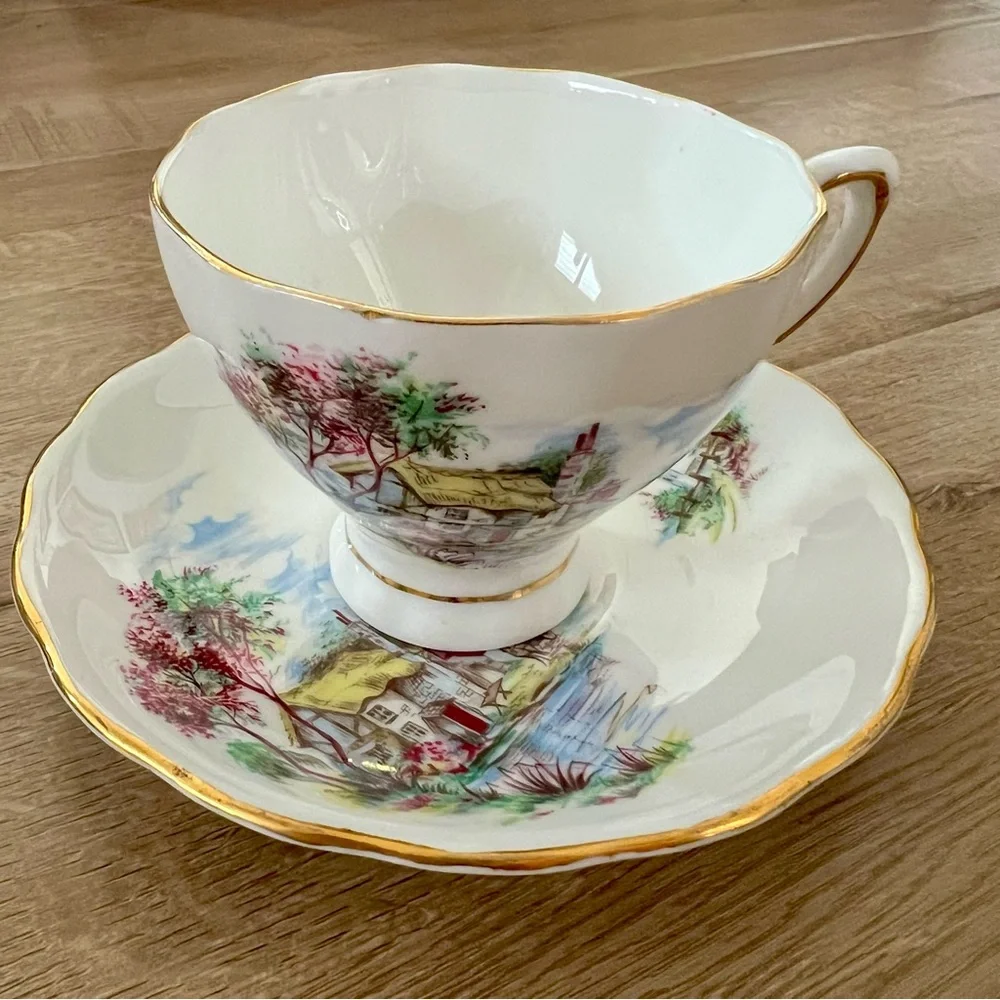 Vtg Colclough England Mill‎ Cottage Duck Pond Floral Bone China Teacup & Saucer